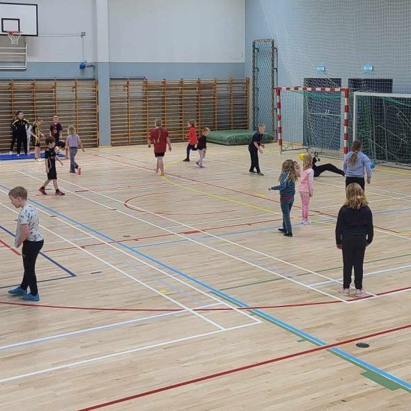 475157076_1646963012913567_47206722749576603_n