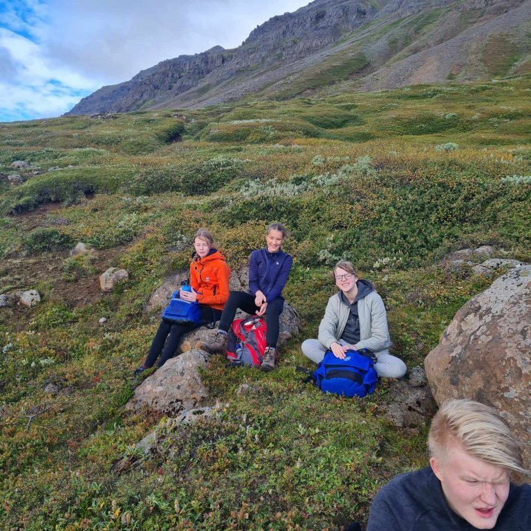 456625666_896546679002247_3615494867410026651_n