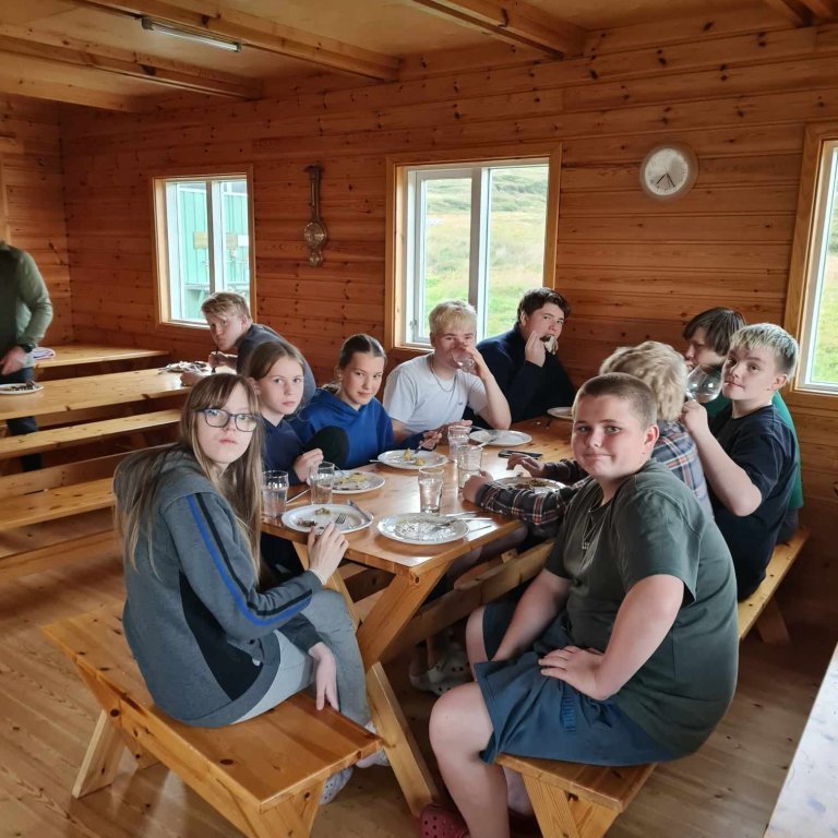 458300963_879732650753841_328889386560824677_n