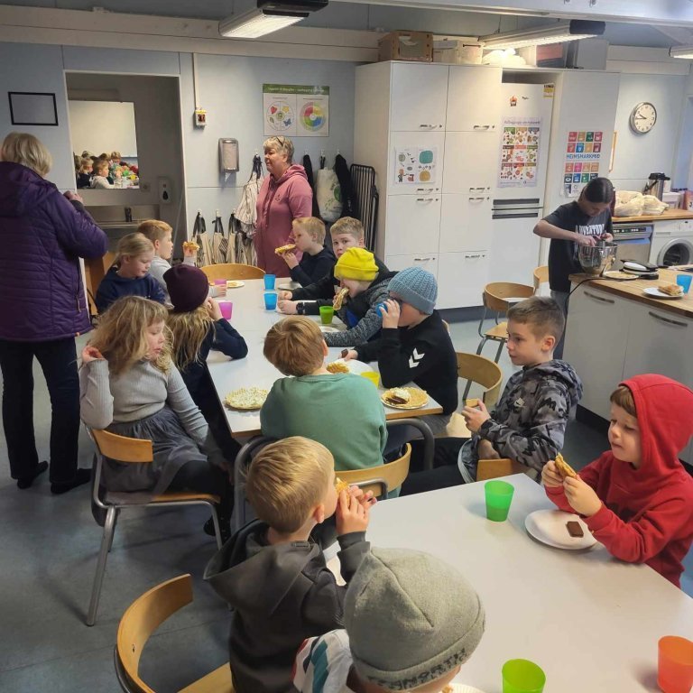 368783668_1906808963048103_8784186892343106249_n