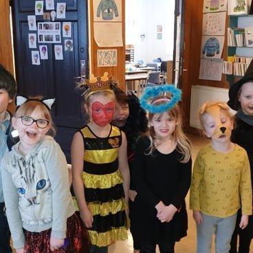 87146072_669930063753975_8248028690995216384_n