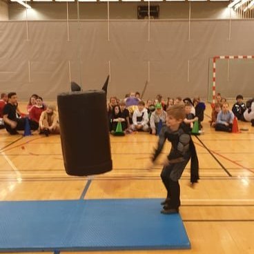 87813969_1573461896135030_1847219224456462336_n