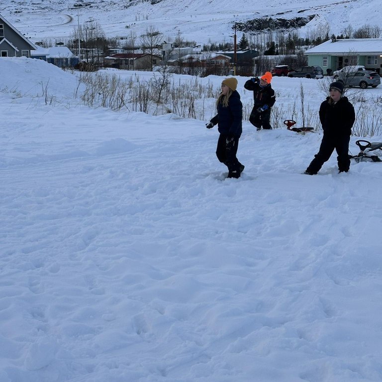 377231827_1405221657041821_8409093014500092648_n