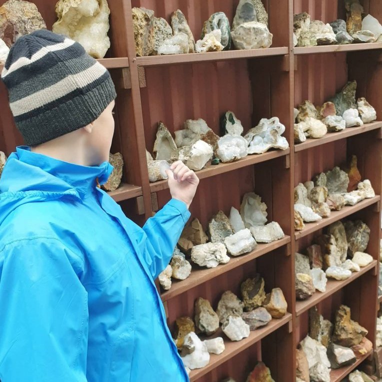 61638639_837976153235908_2380303783482621952_n