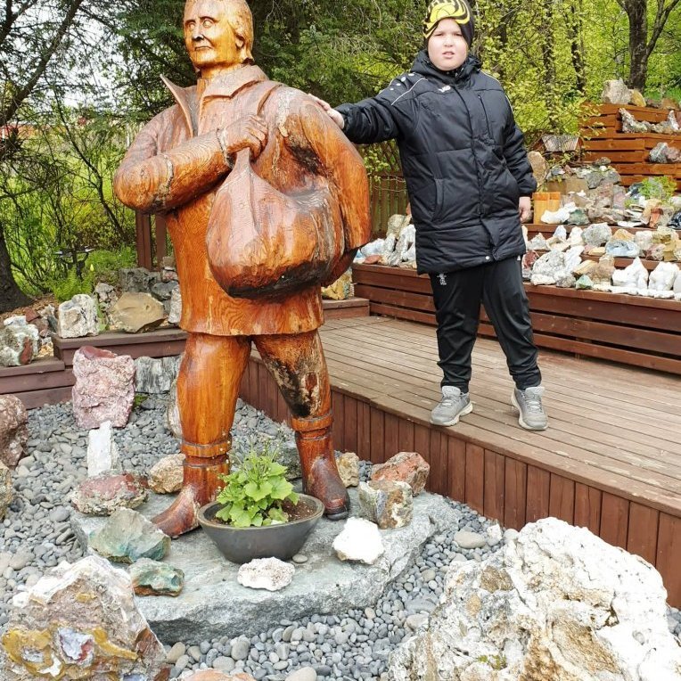 61653458_2364381263808104_6969580298942021632_n