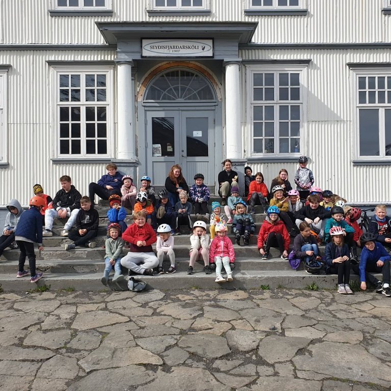 198244506_385533376207645_6232811044435333979_n