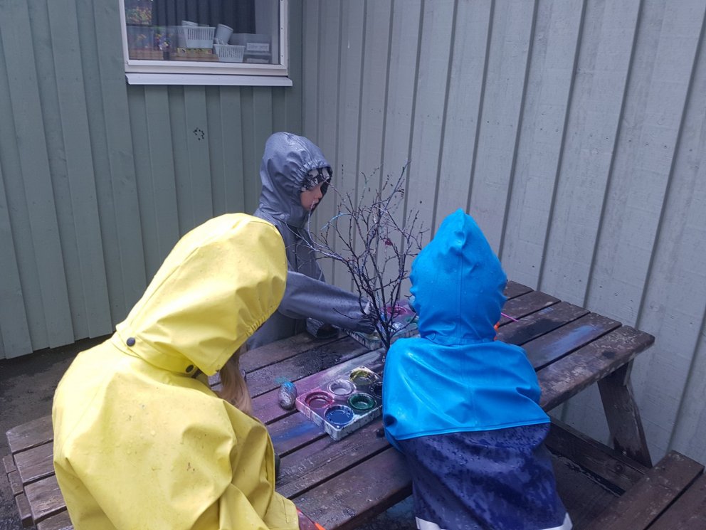 Börnin á Dvergasteini hafa í vetur lært mikið um vináttu.