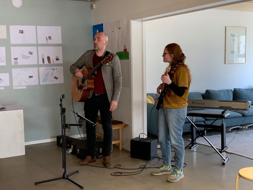 Nú stendur yfir sýning á verkum nemenda í Herðubreið.