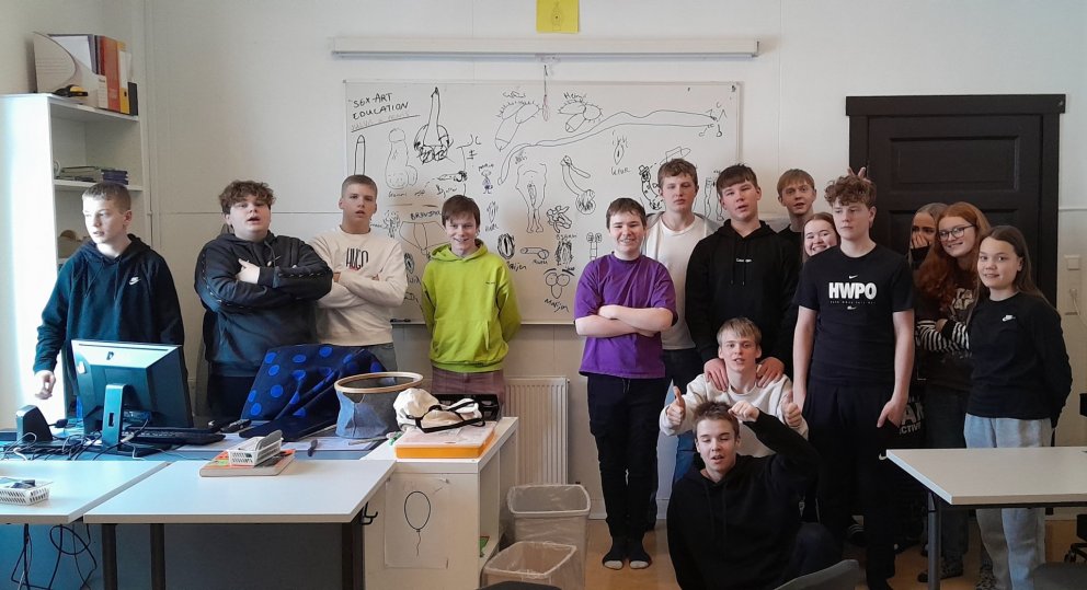 Vika6 í myndmennt hjá unglistigi