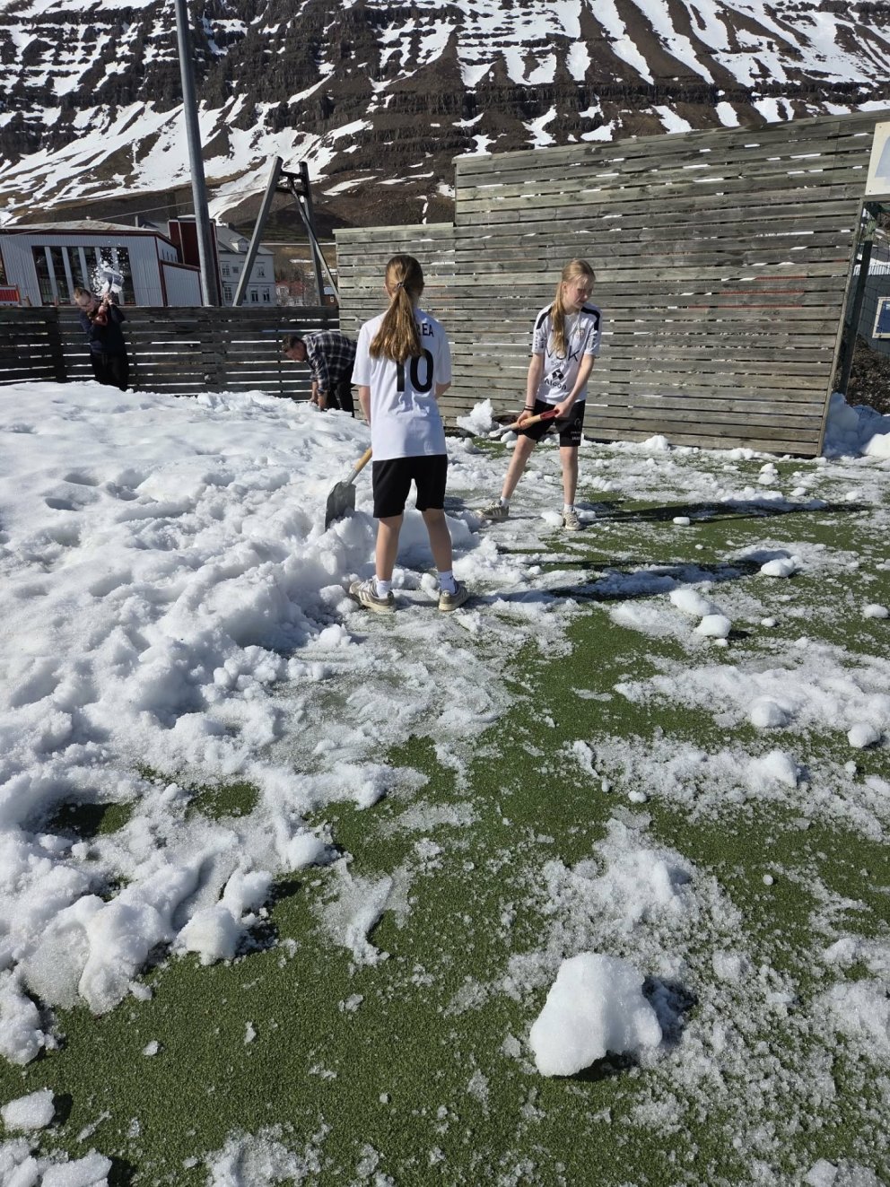 Fótboltaþyrstir nemendur