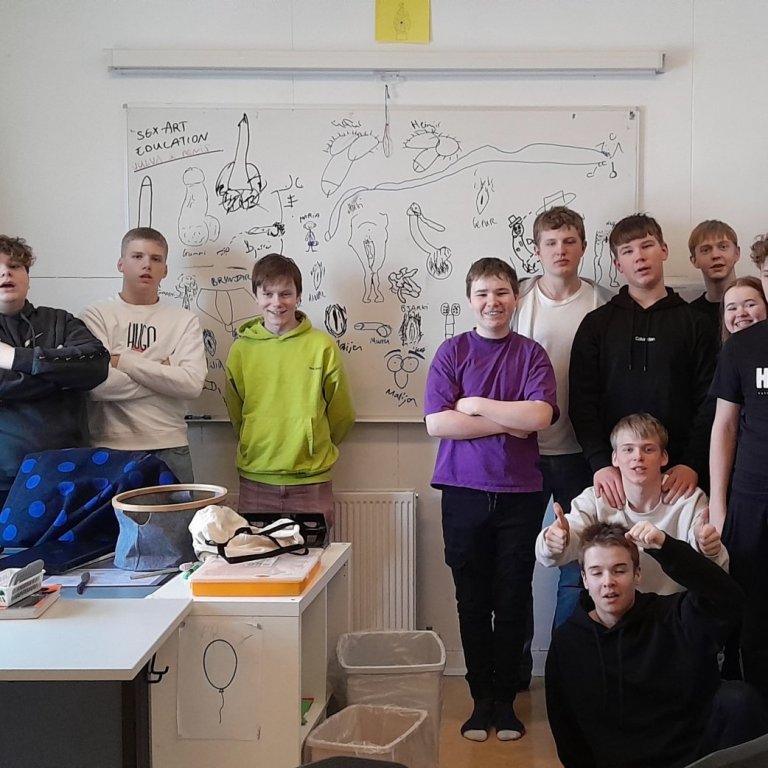 Vika6 í myndmennt hjá unglistigi