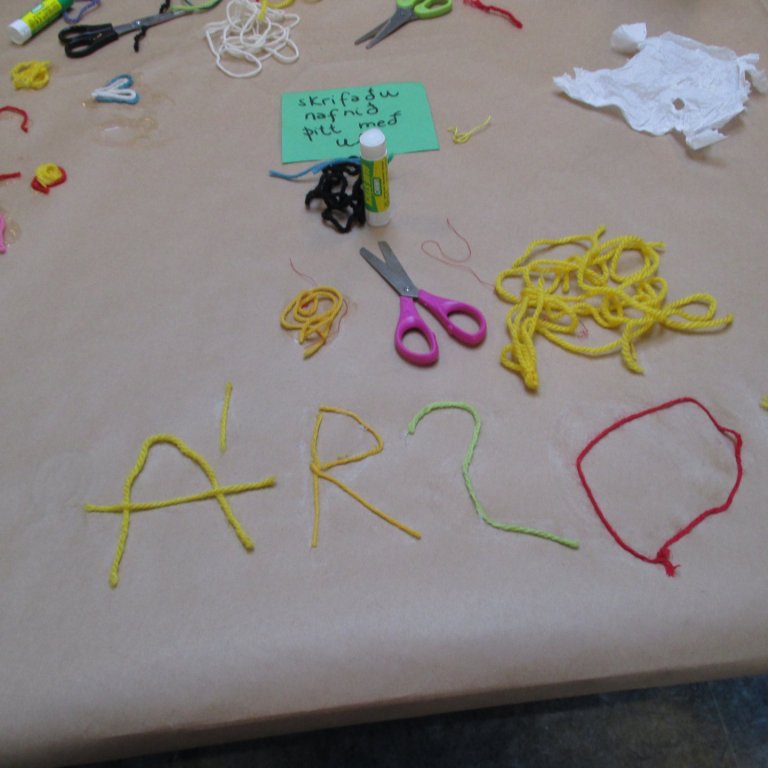 1. bekkur í sínum fyrsta Listasmiðjutíma