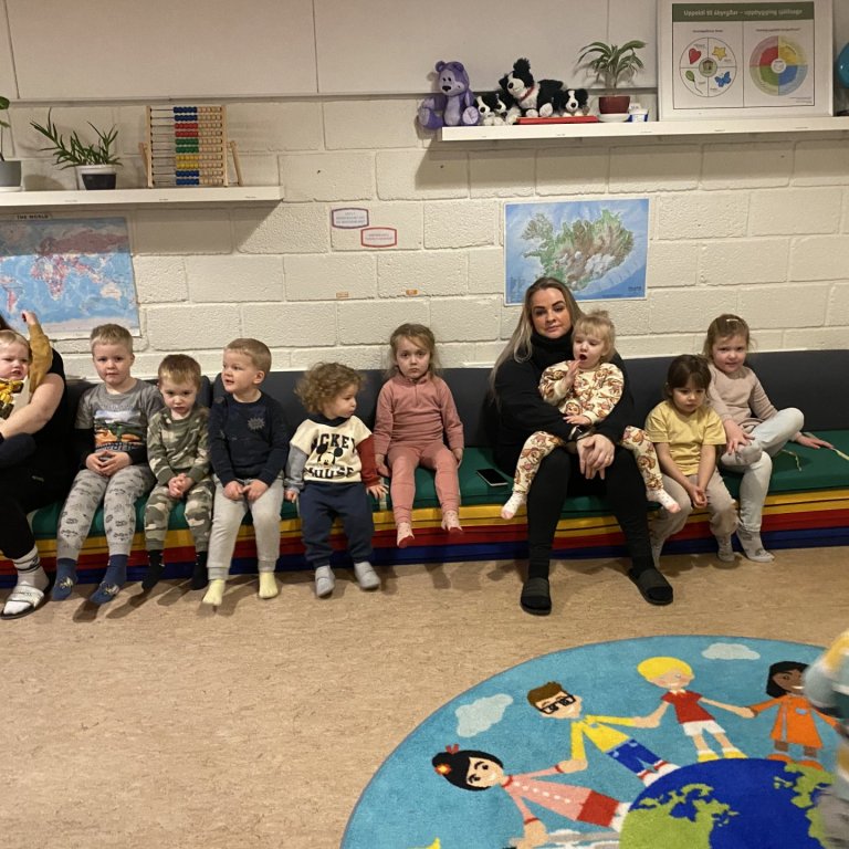 Heimsókn inn á leikskóla