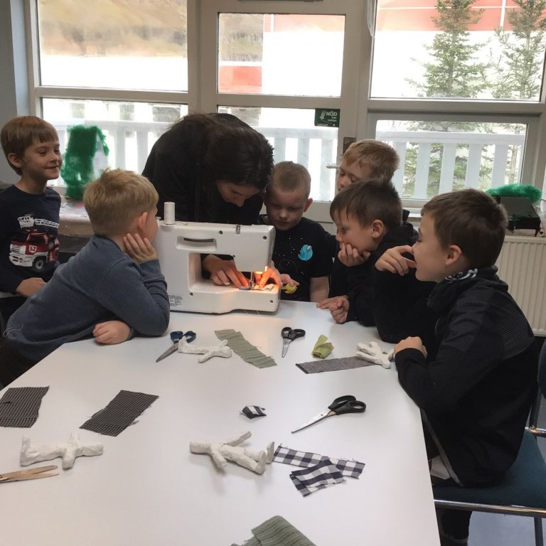 Fyrsti og annar bekkur í kvikmyndatímum