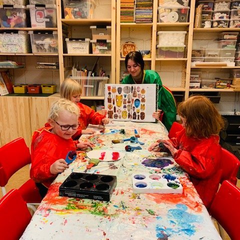 Málað á mánudegi