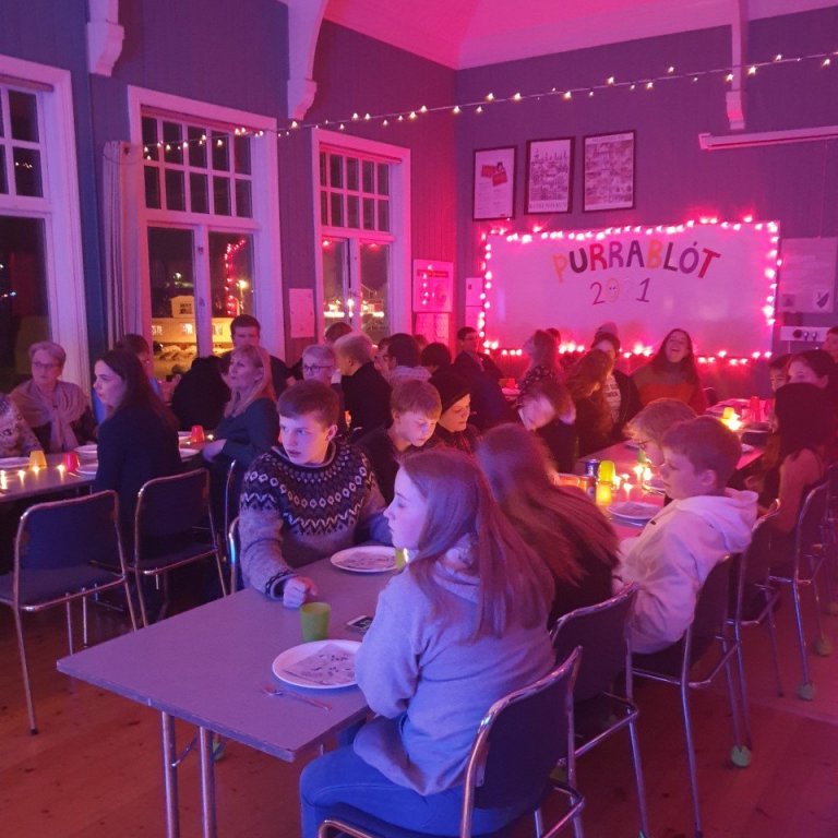 Þurrablót Seyðisfjarðarskóla var haldið fimmtudaginn 4. febrúar.